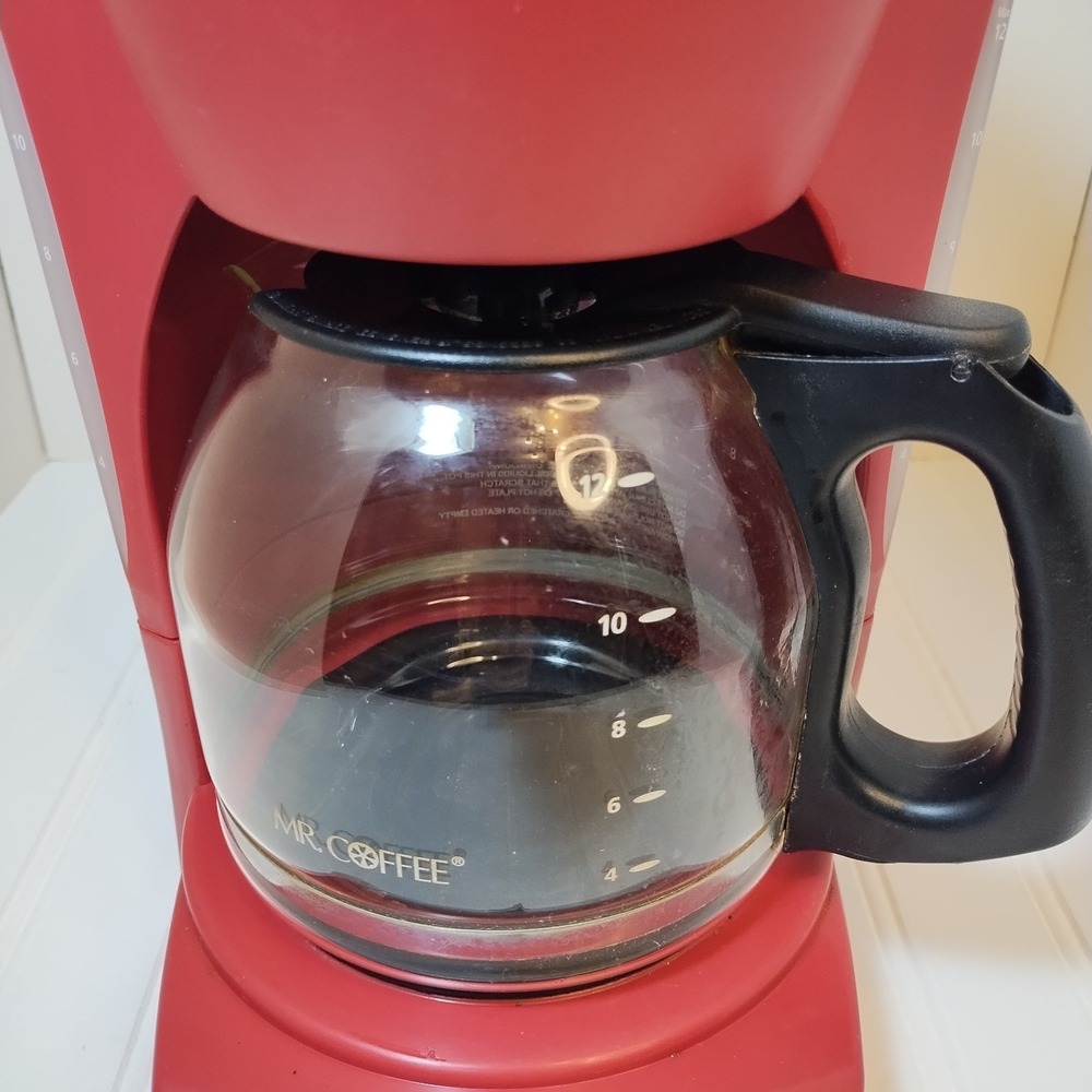 Mr. Coffee Red 12 Cup Coffee Maker CG16 Basic Tested And Working - Picture 3 of 16